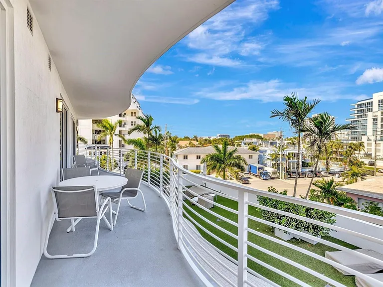 612 Bayshore Dr #301 — Photo 45