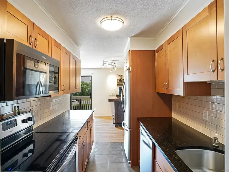 199 Gregory Blvd #E10 — Photo 11