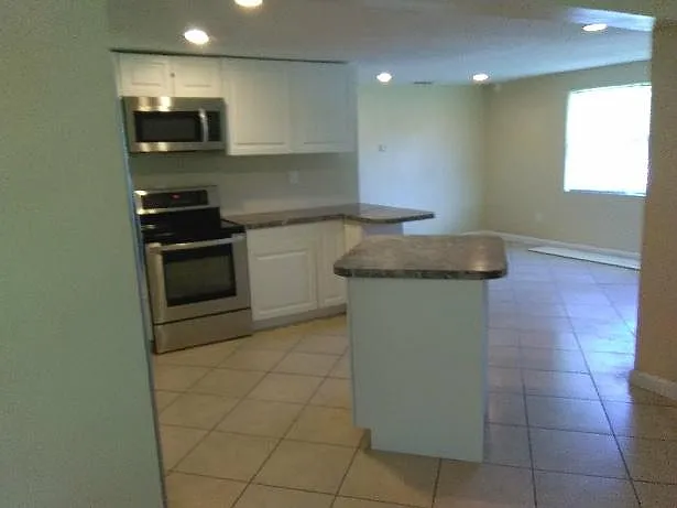 251 Debary Dr — Photo 4