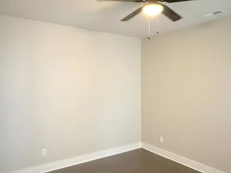 408 Raleigh Elm Dr — Photo 26