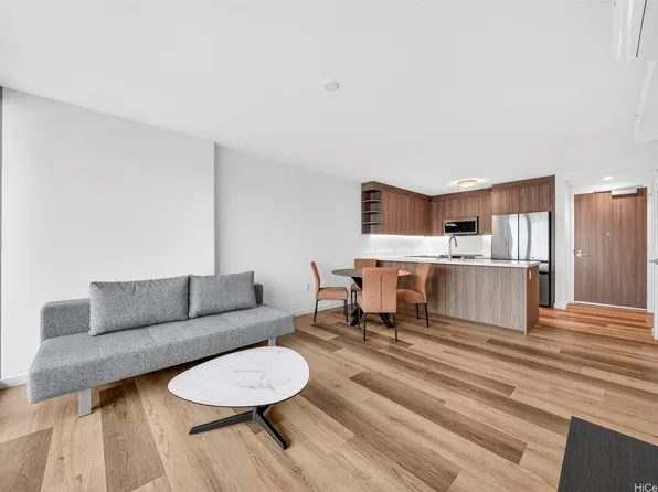1515 Liona St #1904, Honolulu, HI 96814
