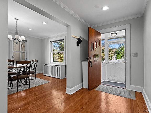 2nd image of 24 Wesley Avenue