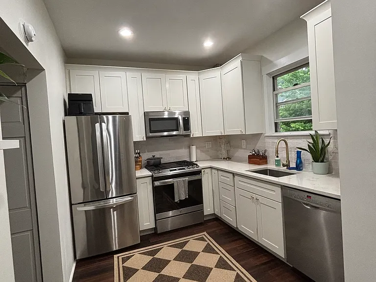 612 Blackburn Rd — Photo 3