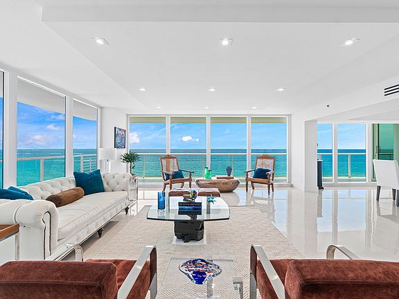 2nd image of 3505 S Ocean Boulevard #12n
