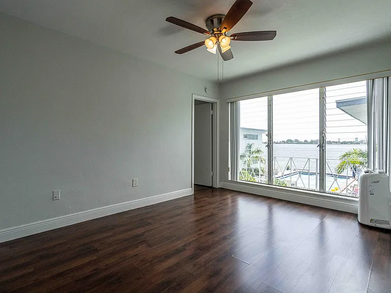 7927 East Dr #274 — Photo 8