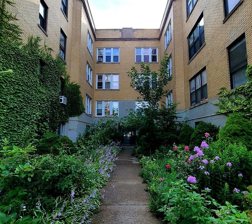 1st image of 2206 S Marshall Blvd #3B