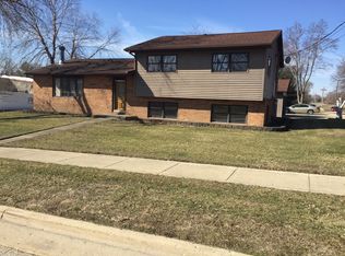 520 N Richards St, Spring Valley, IL 61362