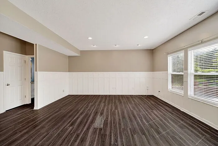 16259 Countryside Blvd — Photo 7