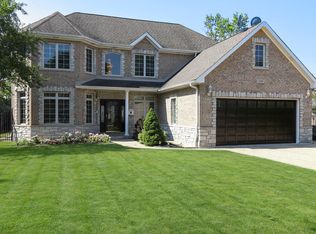 2523 Bel Air Dr, Glenview, IL