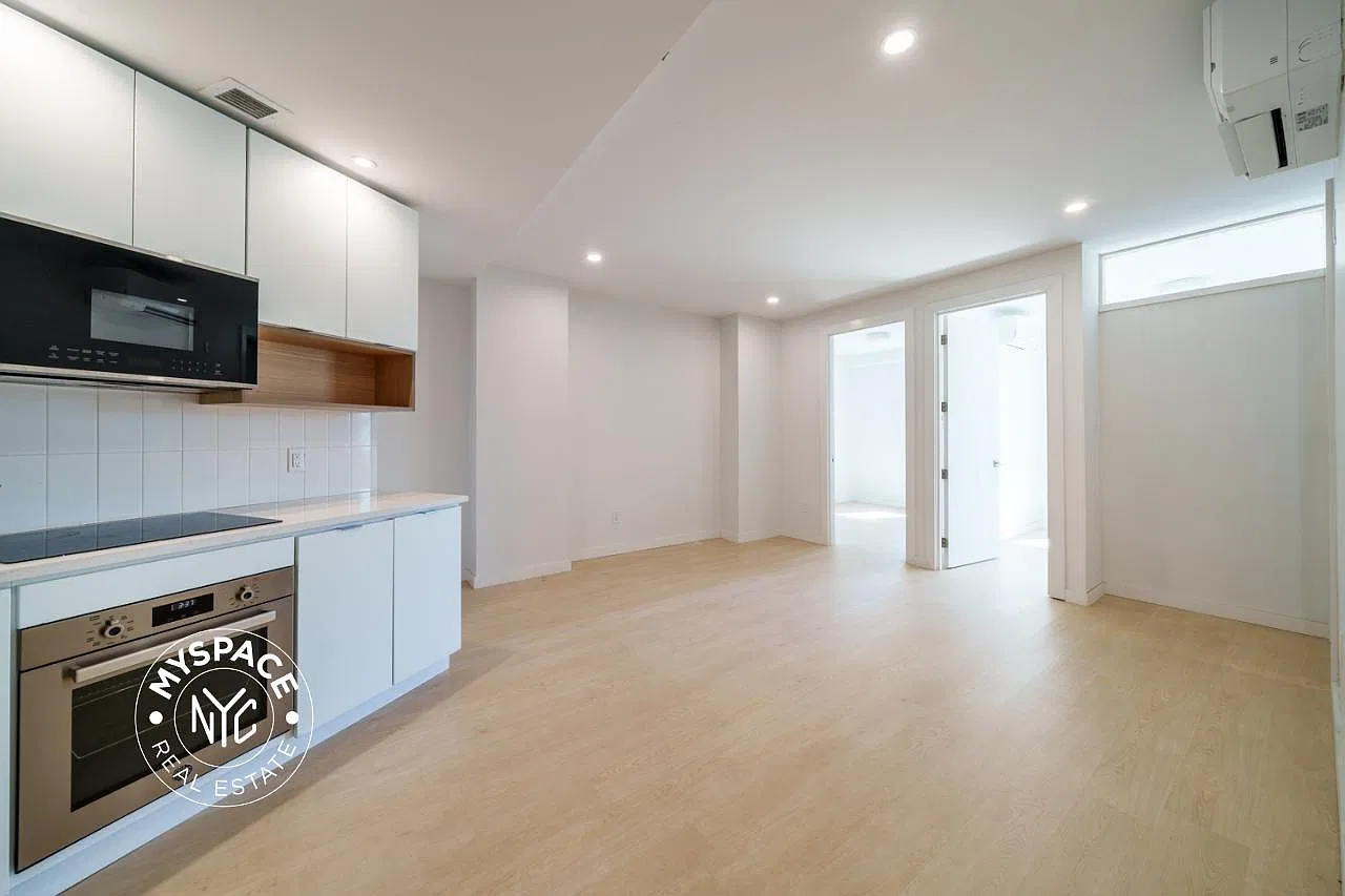 280 Meeker Avenue — Photo 3