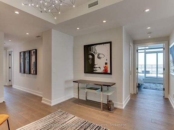 3rd image of 90 Stadium Rd #1002