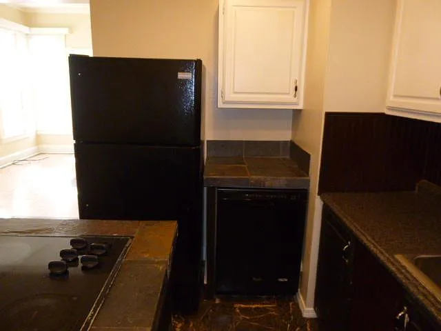 416 S Adams St — Photo 14