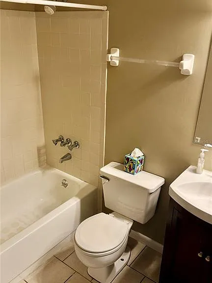 4411 SW 34th St #503 — Photo 13