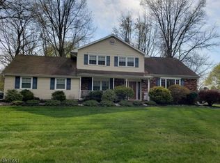 1983 Holland Brook Rd W, Branchburg, NJ 08876