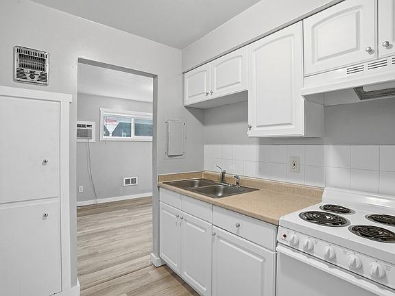5th image of 547 E Fairview Ave #553