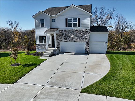 5th image of 2612 Windmill Dr