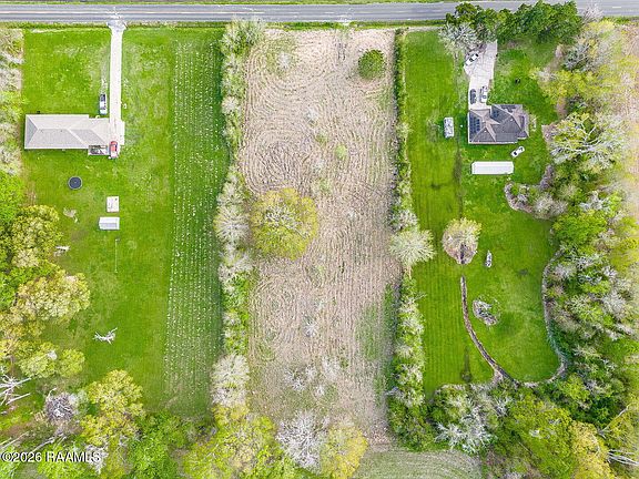 3rd image of 144 Lebesque Rd