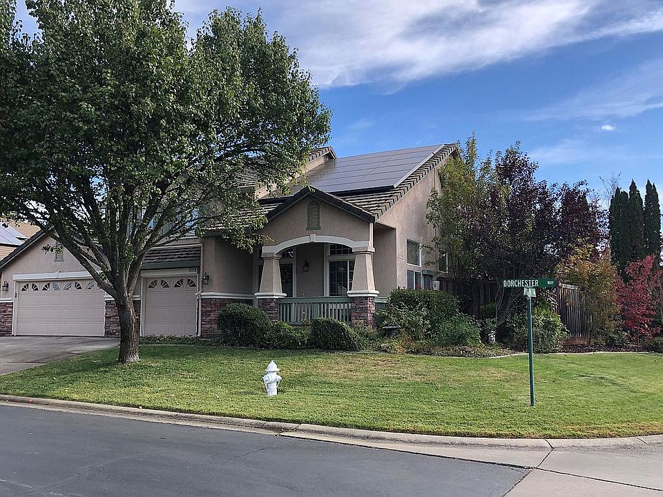 Corner Lot View