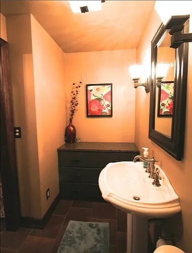 Downstairs Bathroom Vanity
