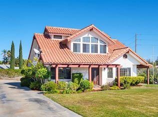 906 Ridge Heights Dr, Fallbrook, CA 92028