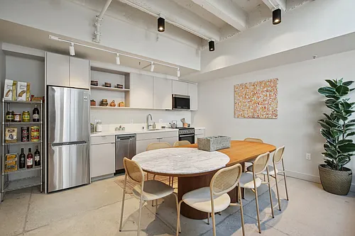 Harbor House Apartments Photo 1