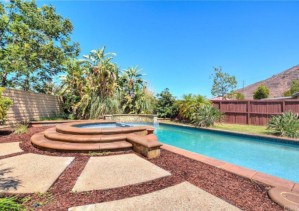 1st image of 11327 La Mancha Ct