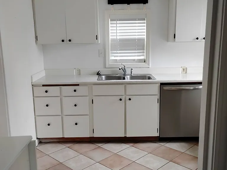 1679 Monroe St #A — Photo 13