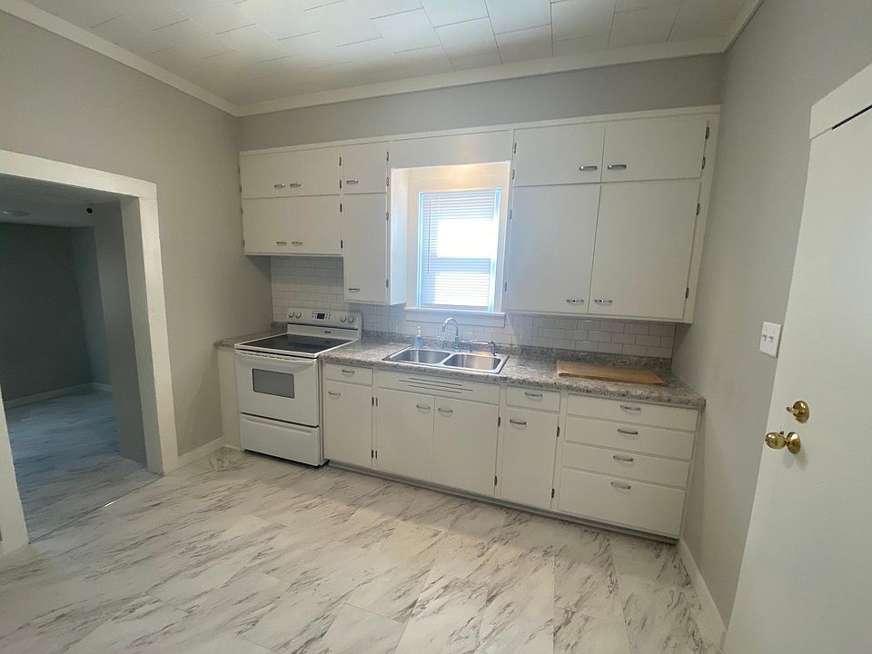 1st image of 1301 Knox St