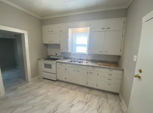 1301 Knox St, Lincoln, NE 68521