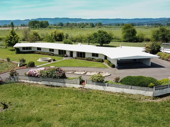 53765 E Honeyman Rd, Scappoose, OR 97056