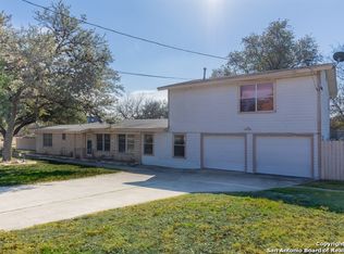 224 Shadyview Dr, Balcones Heights, TX 78201