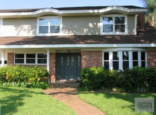 1110 Harbor View Dr, Galveston, TX 77550