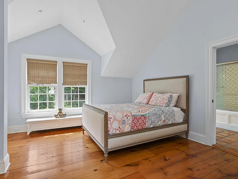 175 Cat Rock Rd — Photo 23