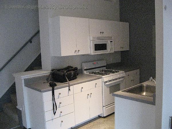 1st image of 213-215 E Berkeley St S #513E