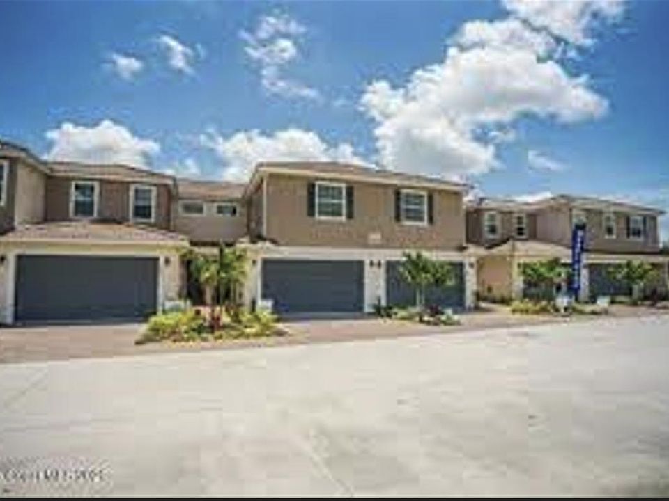 1st image of 1800 Noel Pl Unit 101