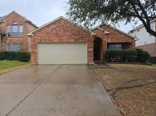 3030 Cross Timbers Dr, Irving, TX 75060