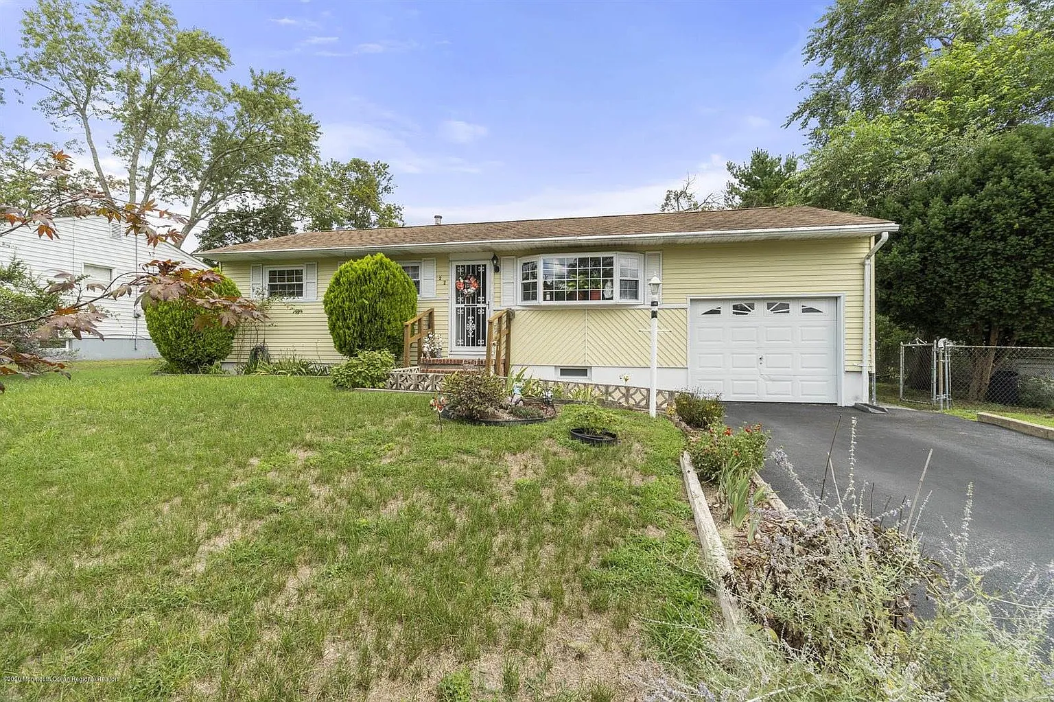 22 Bucknell Dr photo 1