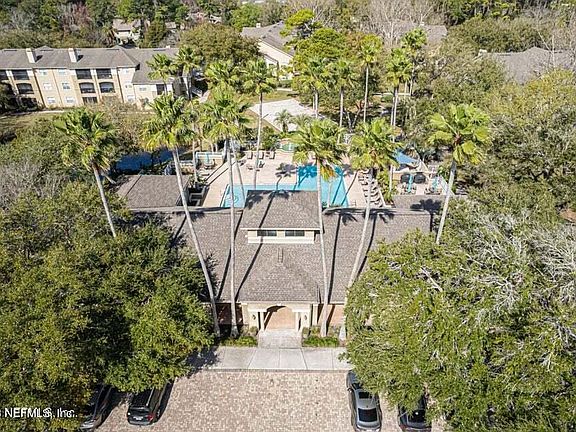 2nd image of 9 ARBOR CLUB Drive #216