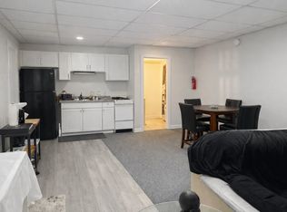 326 Atwood St APT 1, Pittsburgh, PA 15213