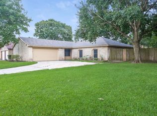10014 Hillridge Rd, La Porte, TX 77571