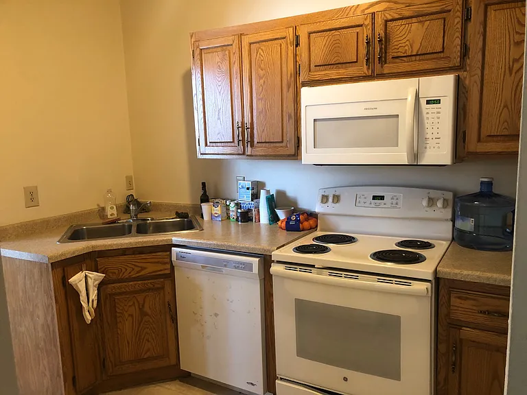5100 6th St NE #20 — Photo 3