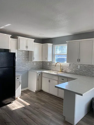 1502 Morgan Ave Photo 1