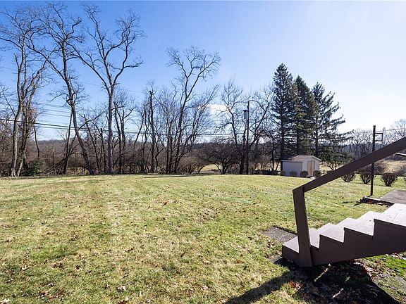 4th image of 515 Sequoia Dr