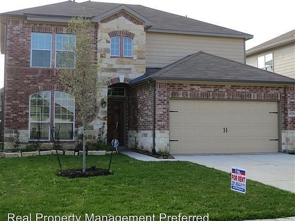 2nd image of 9719 Arched Oak Dr