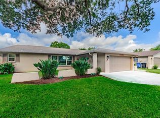 8230 17th Way N, Saint Petersburg, FL 33702