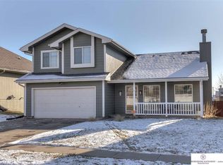 8419 Sheffield St, Omaha, NE 68122