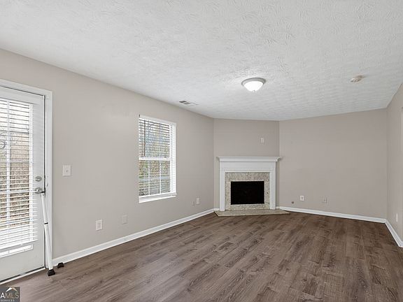 5th image of 2247 Clayton Rdg