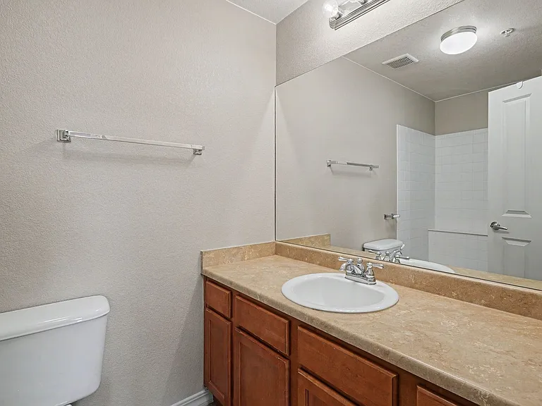 8846 S Kline St #202 — Photo 18