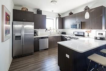2nd image of 5429 N Broadway St #3D