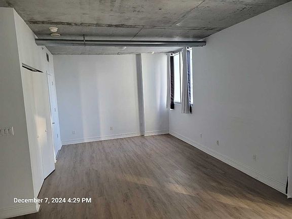 3rd image of 690 SW 1st St #1521